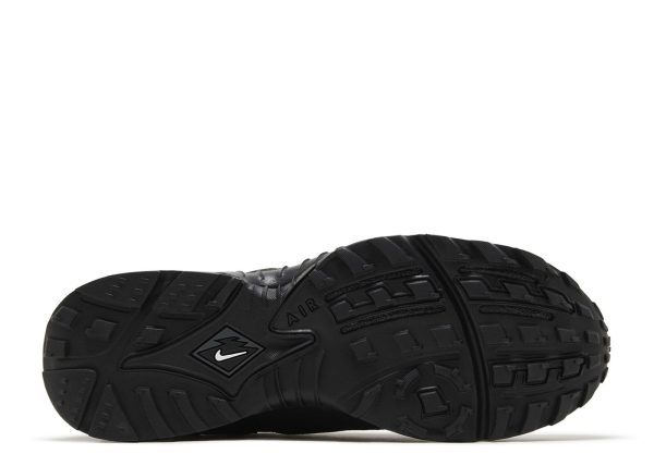 Air Terra Humara 'Triple Black'