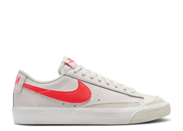 Blazer Low '77 GS 'Phantom Bright Crimson'