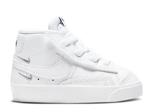 Blazer Mid '77 SE TD 'Sisterhood - White Metallic Silver'