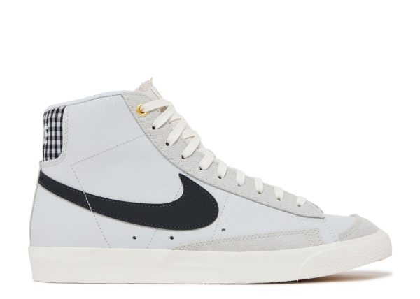 Blazer Mid '77 Vintage 'Designed Fresh'