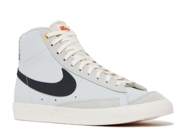 Blazer Mid '77 Vintage 'Designed Fresh'