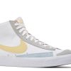 Blazer Mid '77 Vintage 'White Lemon Wash'