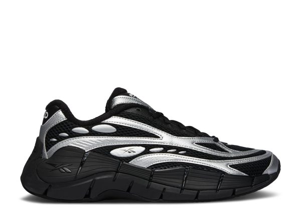 Danielle Guizio x Zig Kinetica 2.5 Edge 'Black Silver Metallic'