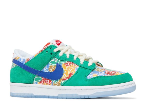 Dunk Low GS 'Foam Finger'