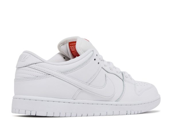 Dunk Low Pro SB 'Triple White'