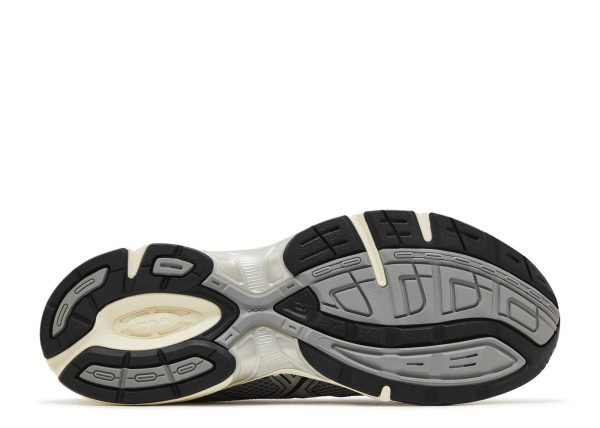 Gel 1130 'Clay Grey Pure Silver'
