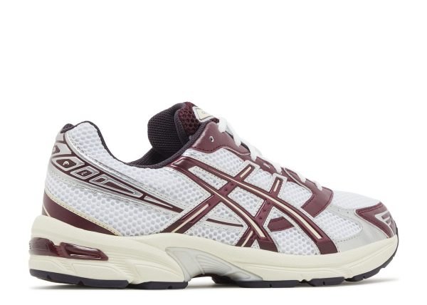 Gel 1130 'White Maroon Banner'