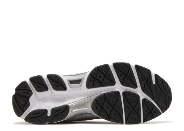 Gel NYC 'White Steel Grey'