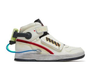 Ghostbusters x Ghost Smashers 'Ecto-1 Vibes' 2022