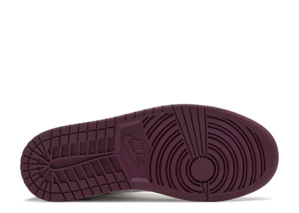 Jordan 1 Retro High OG 'Bordeaux'