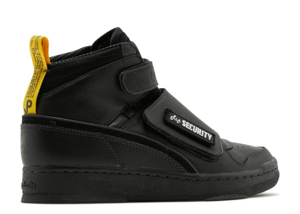 Jurassic Park x Stomper 'Security'