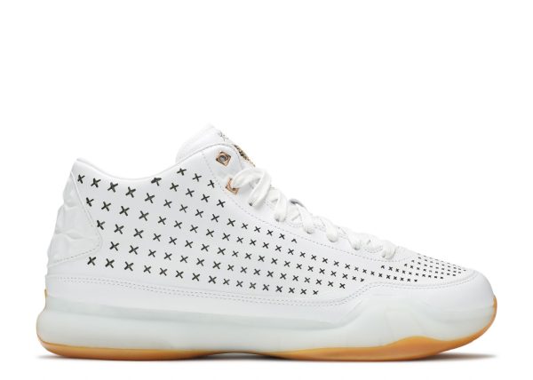 Kobe 10 Mid EXT 'White Gum'