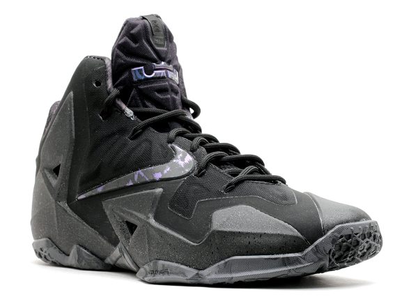 LeBron 11 'Blackout'