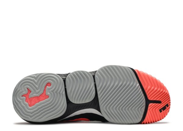 LeBron 16 'Tech Challenge Hot Lava Black'
