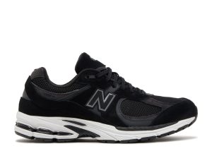 New Balance 2002R 'Black Gunmetal'