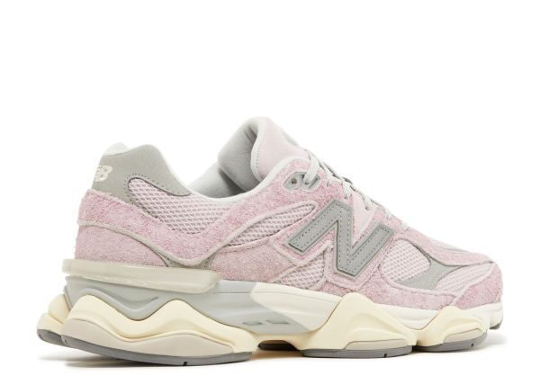 New Balance 9060 'December Sky'