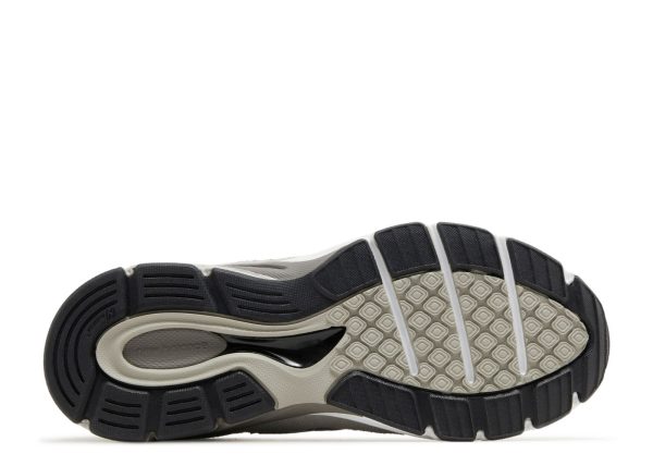 New Balance 990v4 Big Kid Wide 'Kool Grey Silver Filigree'