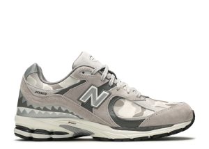 New Balance BAPE x 2002R 'Apes Together Strong - Grey Camo'