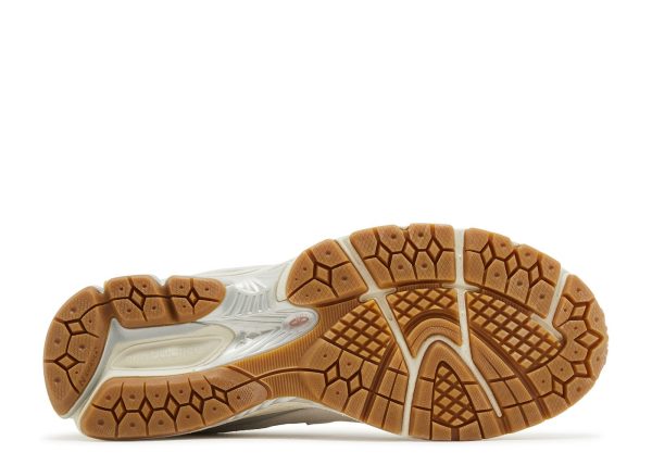 New Balance Bandier x 2002R 'Sea Salt Reflection'