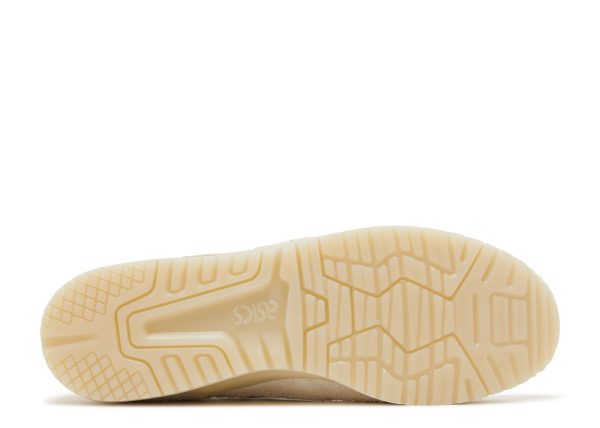 Pleasures x Gel Lyte 3 OG 'Cream'