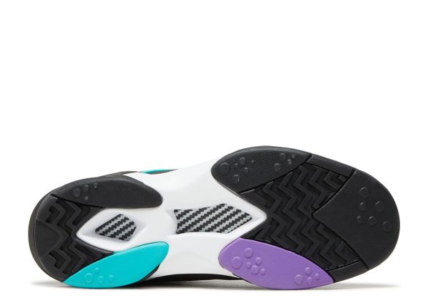 Shaq Attaq 'Blacktop'