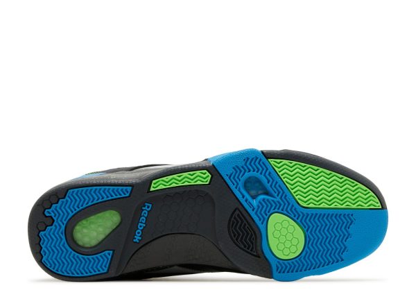 Shaq Victory Pump 'Pump Universe'