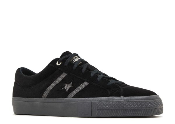 Undefeated x One Star Academy Pro 'Black'