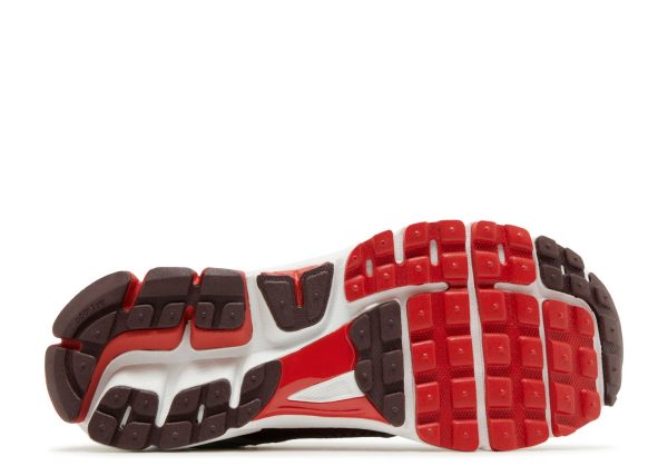 Wmns Air Zoom Vomero 5 'Mystic Red'