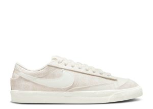 Wmns Blazer Low '77 SE 'Flower Embroidery'