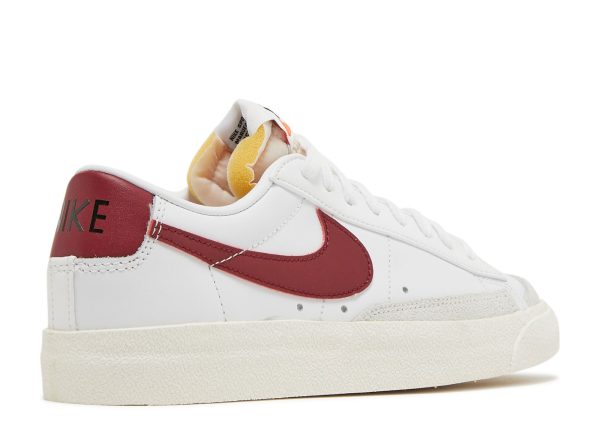 Wmns Blazer Low '77 'White Team Red'