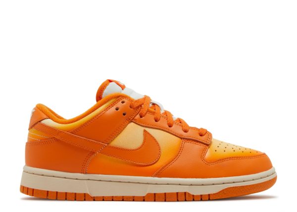 Wmns Dunk Low 'Magma Orange'